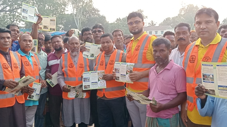 মোকামতলার দাড়িদহে নিসচার  সচেতনতামূলক ক্যাম্পেইন